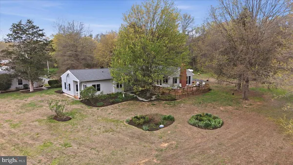 $1,000,000 | 25404 Frosty Meadow Lane, Aldie, VA 20105