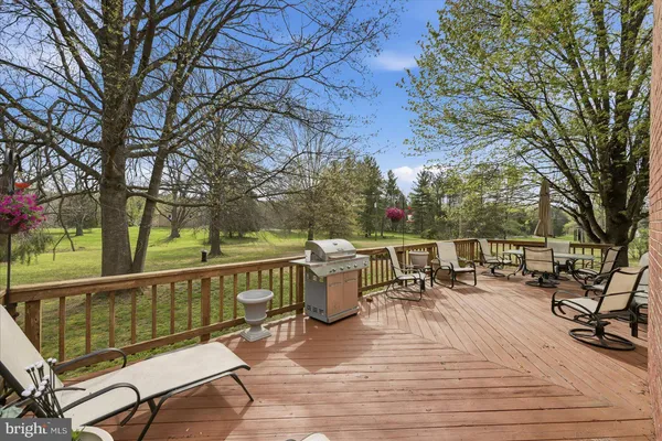 $1,000,000 | 25404 Frosty Meadow Lane, Aldie, VA 20105