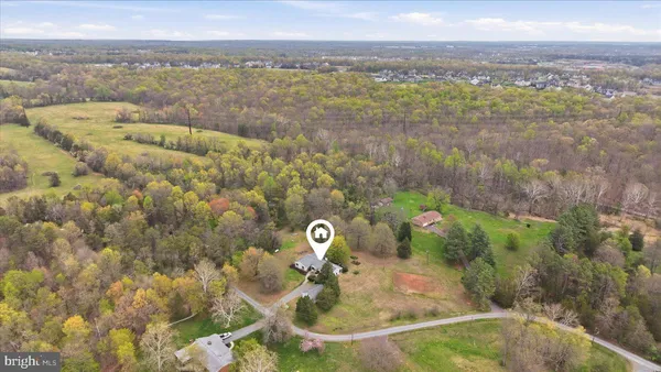 $1,000,000 | 25404 Frosty Meadow Lane, Aldie, VA 20105