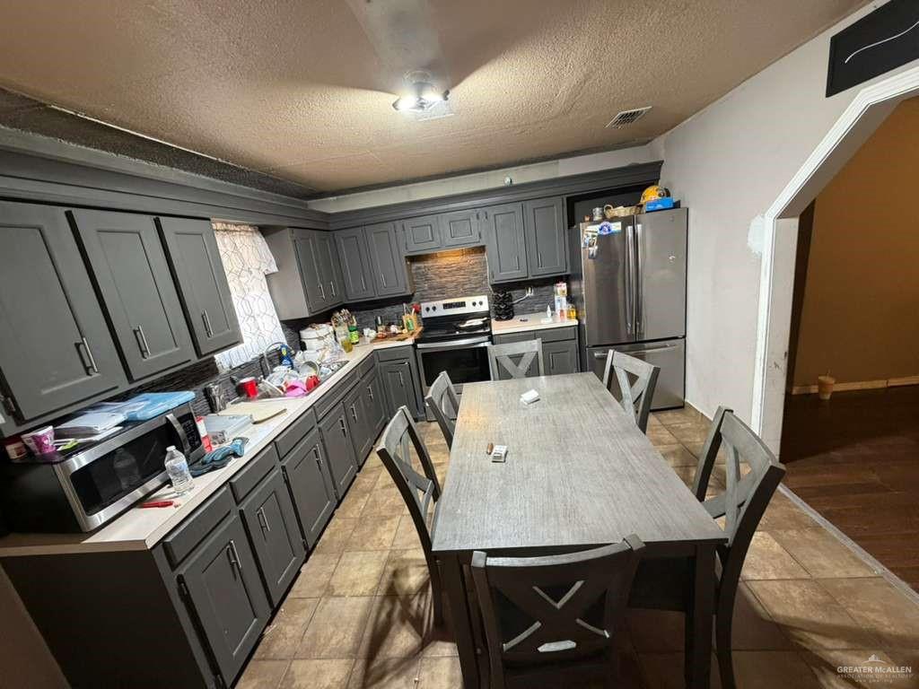 987 Humberto Street Roma, TX 78584 - Photo 4 of 12 Gallery Image 4