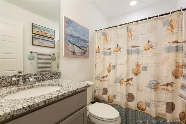 $285,000 | 817 Wolf Run Pk Boulevard, Jeffersonville, IN 47130