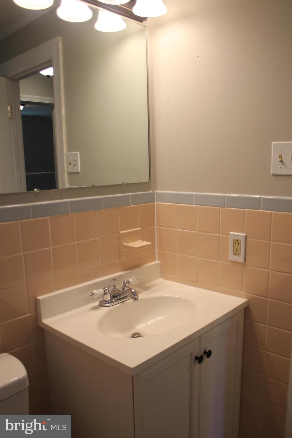 109 Richmond Road Paoli, PA 19301 - Photo 30 of 41 Gallery Image 30