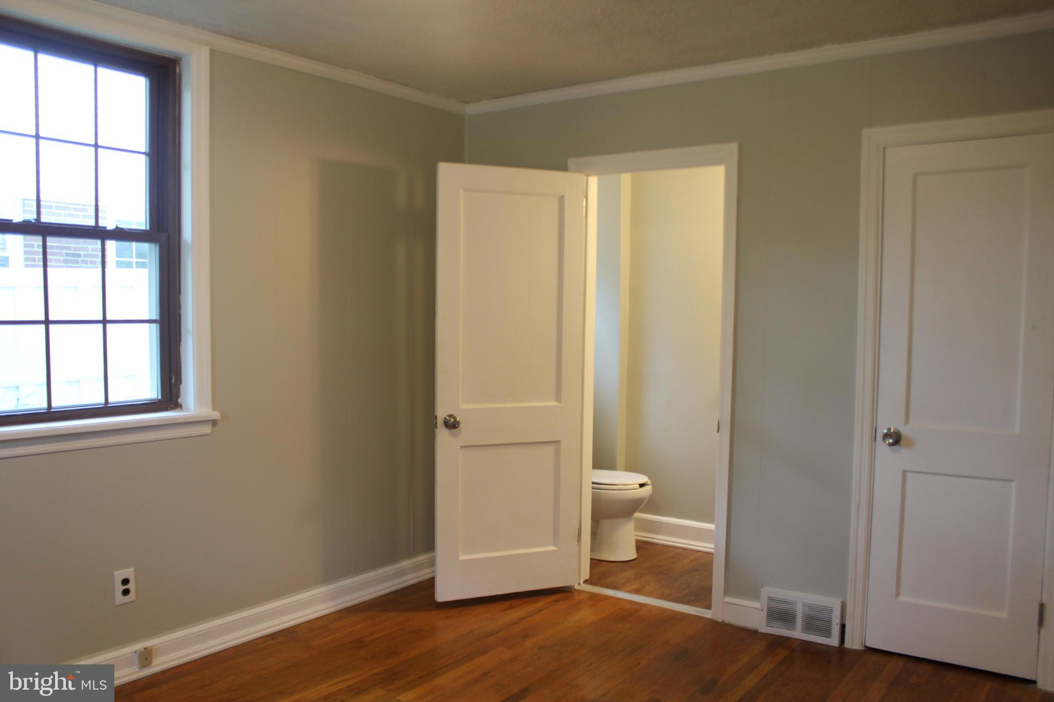 109 Richmond Road Paoli, PA 19301 - Photo 9 of 41 Gallery Image 9