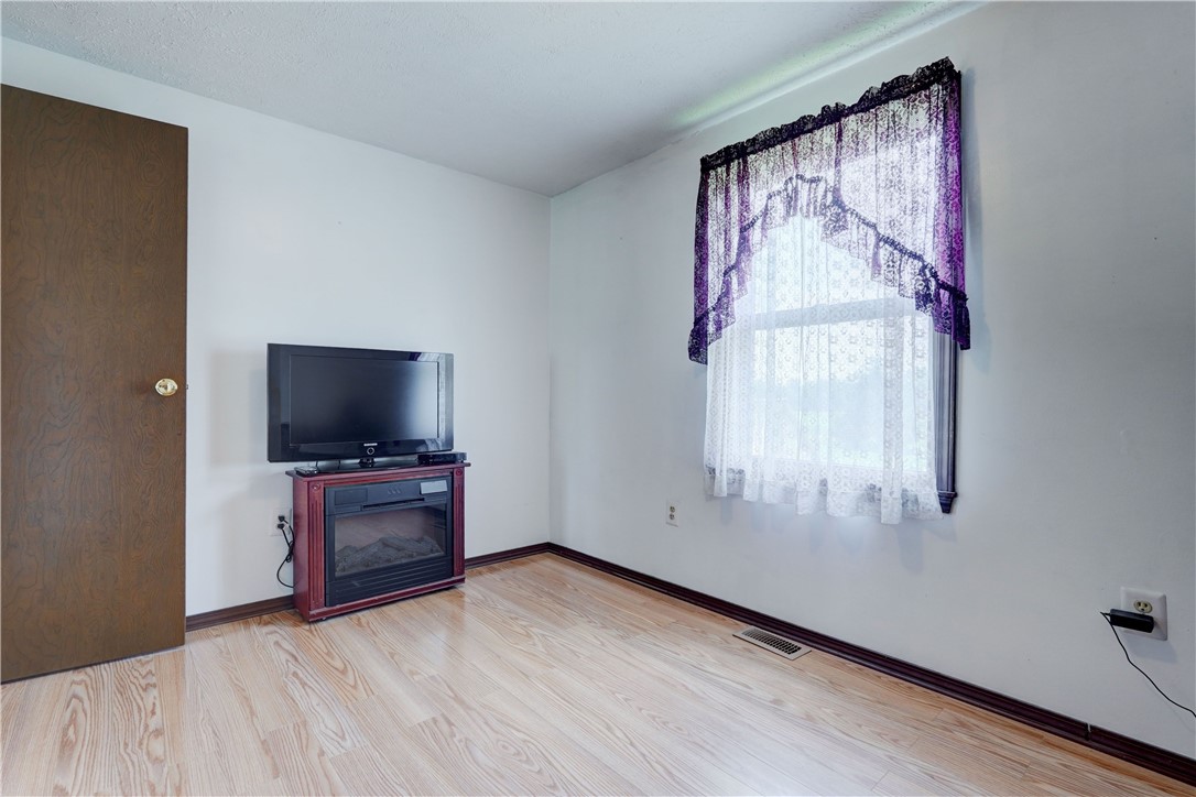 16994 Taylor Road Clarendon, NY 14470 - Photo 24 of 39