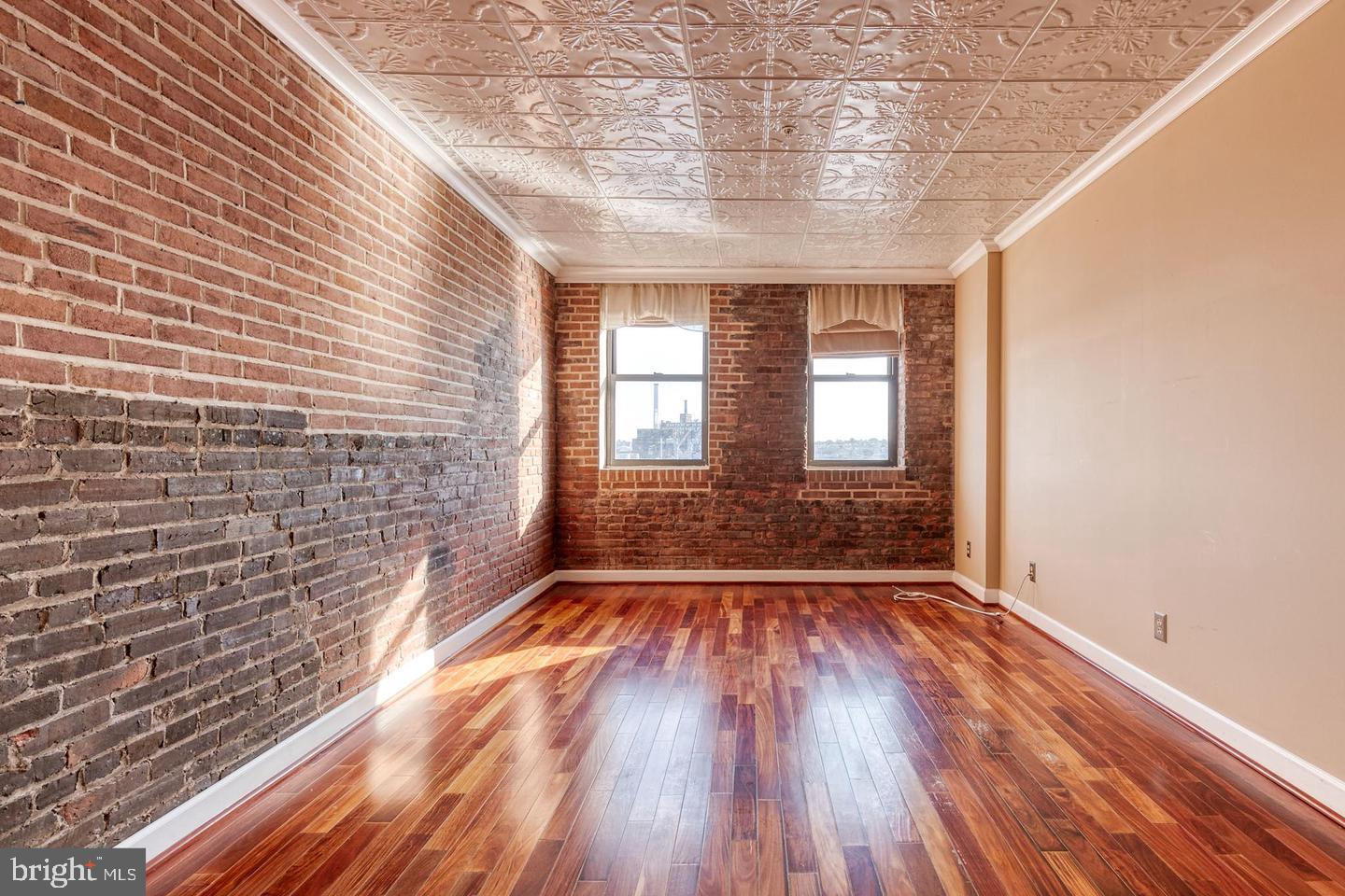1000 Fell Street, Unit 606 Baltimore, MD 21231 - Photo 21 of 56 Charming space with exposed brick walls.