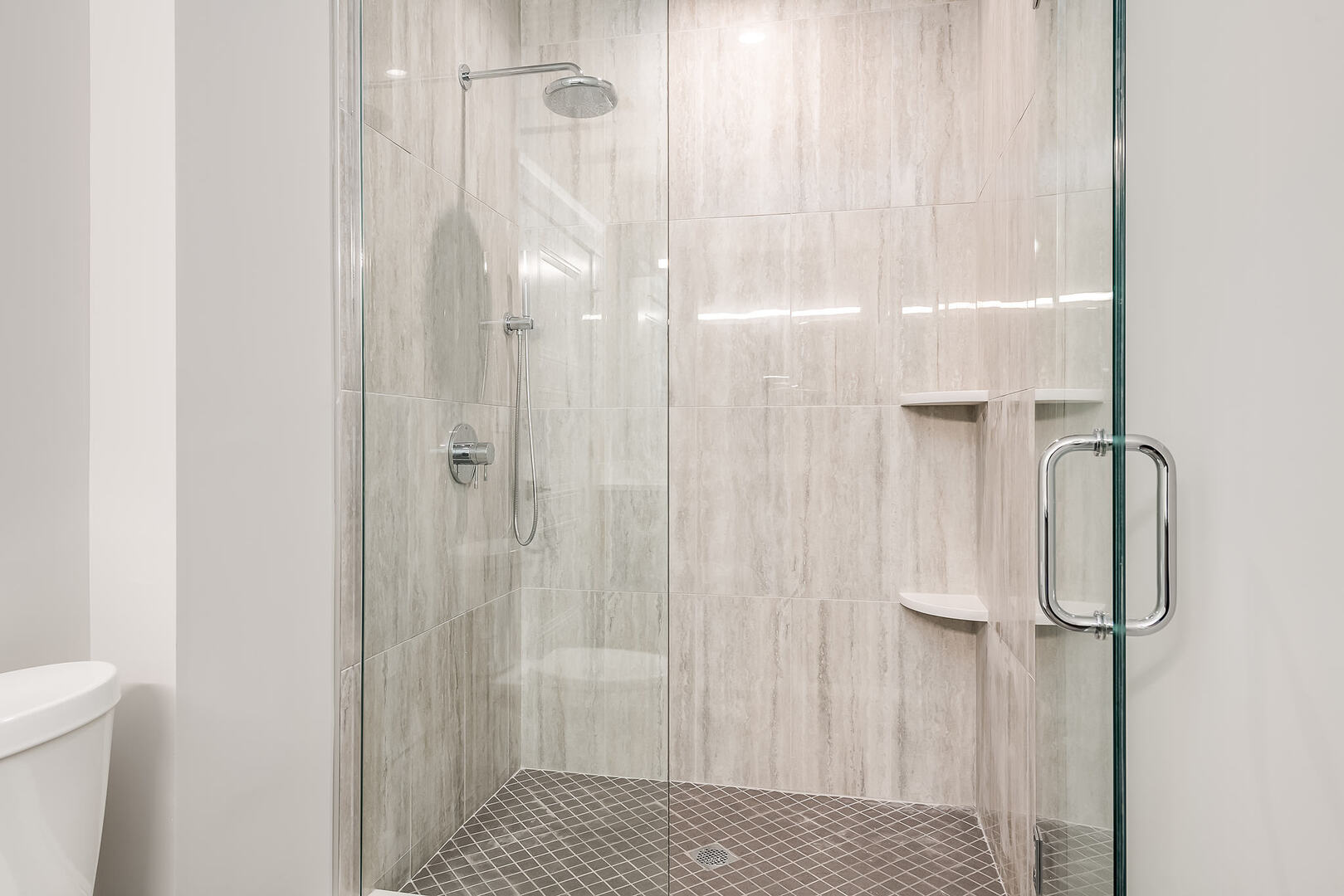 2145 South Halsted Street, Unit 4S Chicago, IL 60608 - Photo 12 of 29 a bathroom with a shower