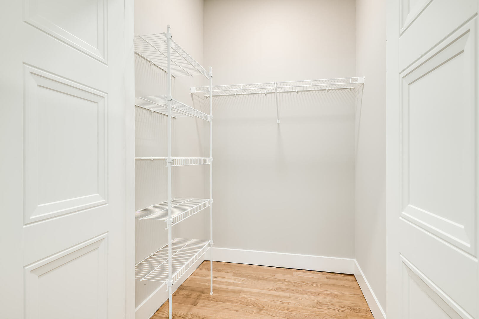 2145 South Halsted Street, Unit 4S Chicago, IL 60608 - Photo 20 of 29 a view of an empty walk in closet
