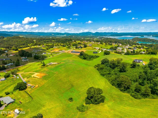 $209,900 | 6031 Lakeshore Drive, Bean Station, TN 37708