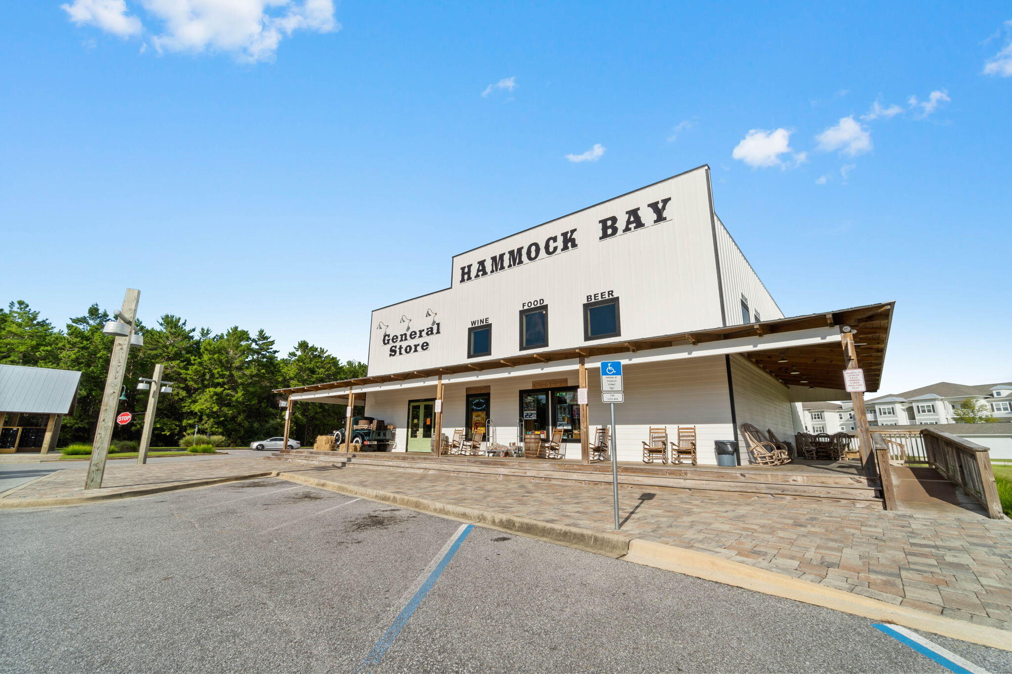462 Mango Lane Freeport, FL 32439 - Photo 55 of 67 a view of a building with street view