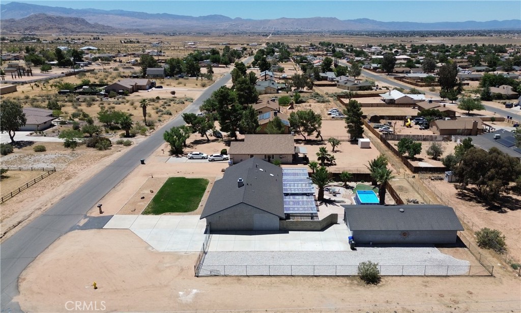 16830 Ocotilla Road Apple Valley, CA 92307 - Photo 6 of 59