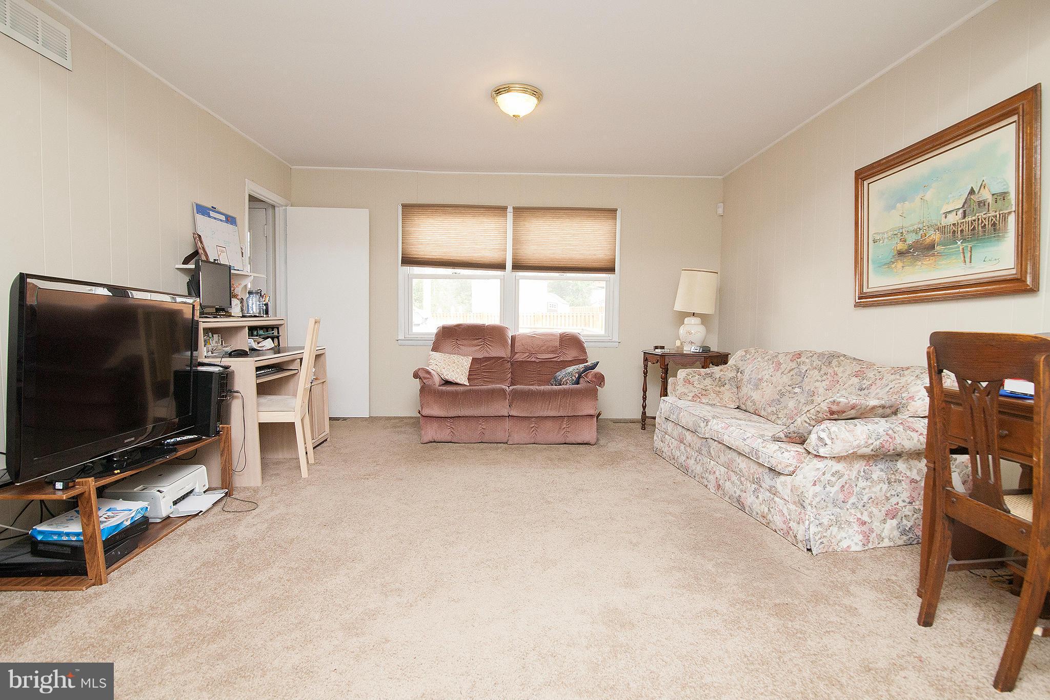 3900 Lausanne Road Randallstown, MD 21133 - Photo 13 of 26 Family Room