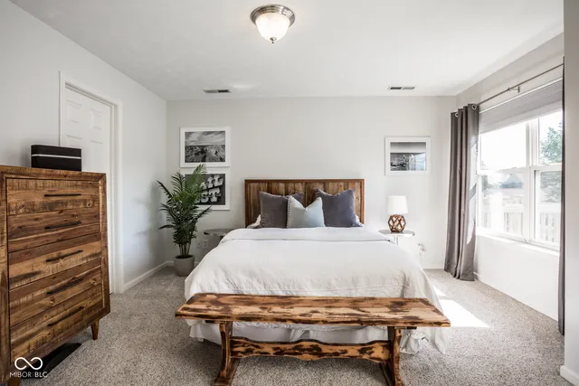 $269,000 | 2413 North Park Avenue, Indianapolis, IN 46205