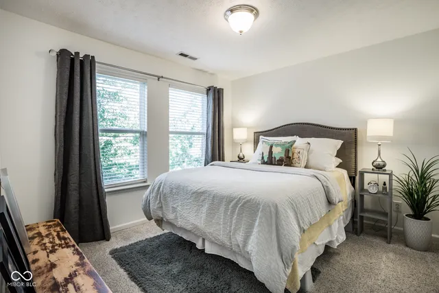 $269,000 | 2413 North Park Avenue, Indianapolis, IN 46205