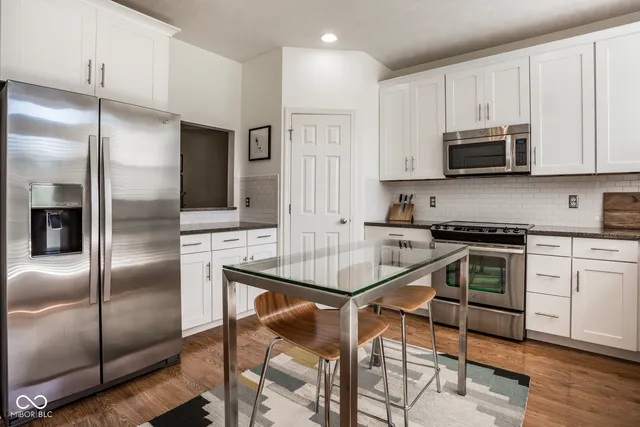 $269,000 | 2413 North Park Avenue, Indianapolis, IN 46205