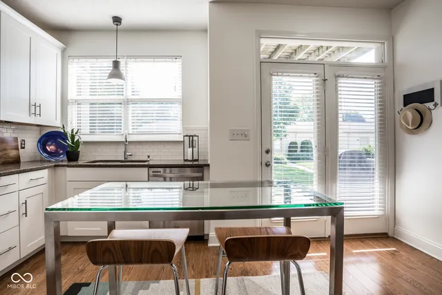 $269,000 | 2413 North Park Avenue, Indianapolis, IN 46205