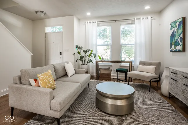 $269,000 | 2413 North Park Avenue, Indianapolis, IN 46205