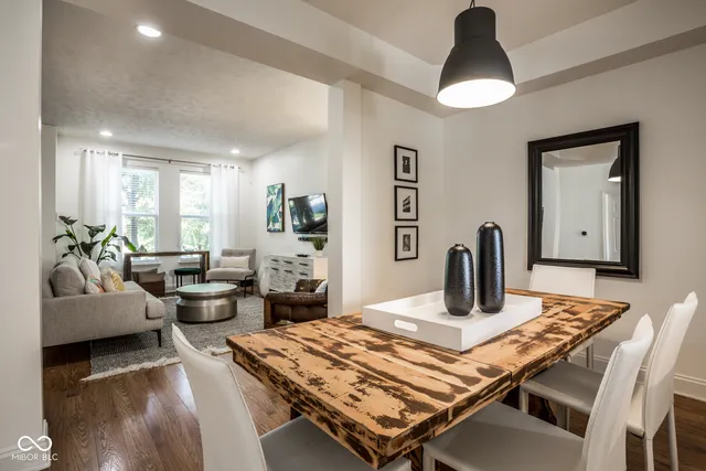 $269,000 | 2413 North Park Avenue, Indianapolis, IN 46205