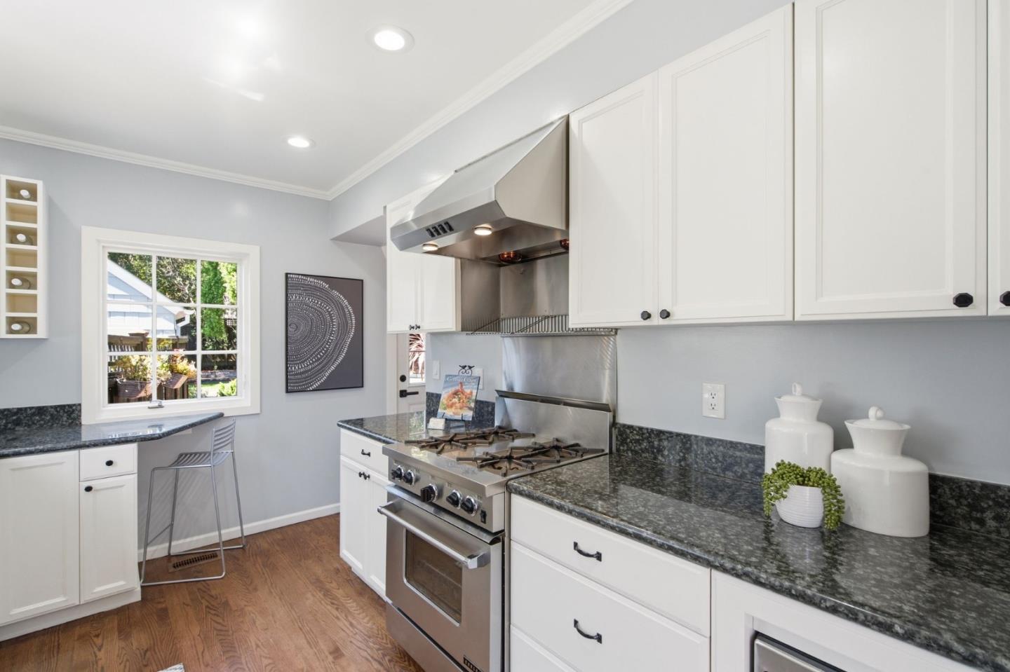 228 Harvard Road San Mateo, CA 94402 - Photo 17 of 61