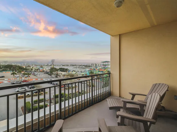 $715,000 | 10 Harbor Boulevard, Unit E108, Destin, FL 32541