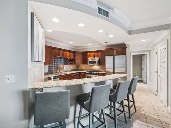 $715,000 | 10 Harbor Boulevard, Unit E108, Destin, FL 32541