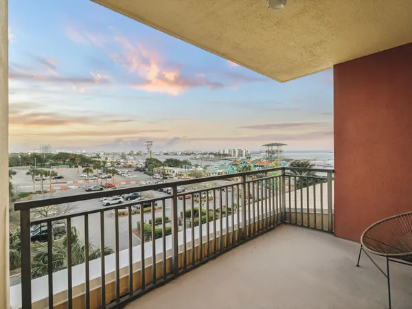 $715,000 | 10 Harbor Boulevard, Unit E108, Destin, FL 32541