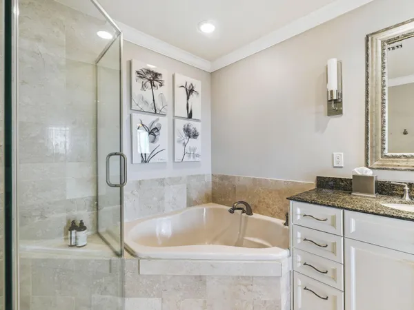 $715,000 | 10 Harbor Boulevard, Unit E108, Destin, FL 32541