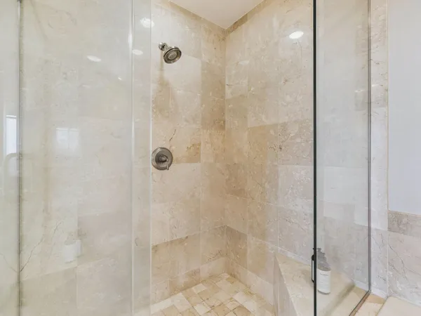 $715,000 | 10 Harbor Boulevard, Unit E108, Destin, FL 32541