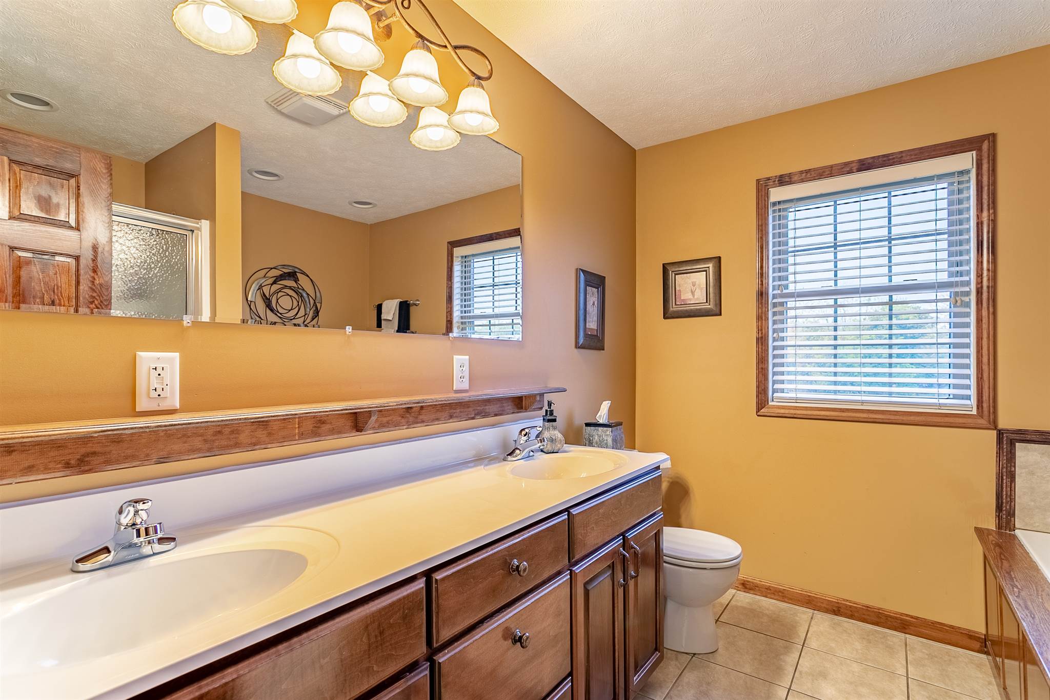 10770 Ridgeview Drive Evansville, IN 47712 - Photo 16 of 35 Gallery Image 16