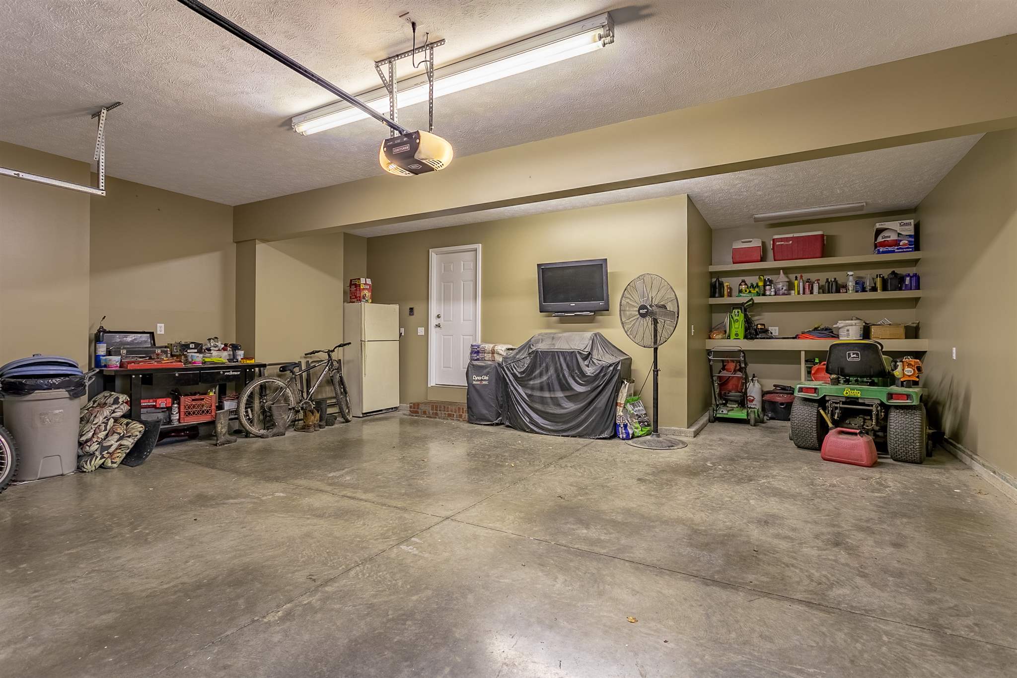 10770 Ridgeview Drive Evansville, IN 47712 - Photo 31 of 35 Gallery Image 31