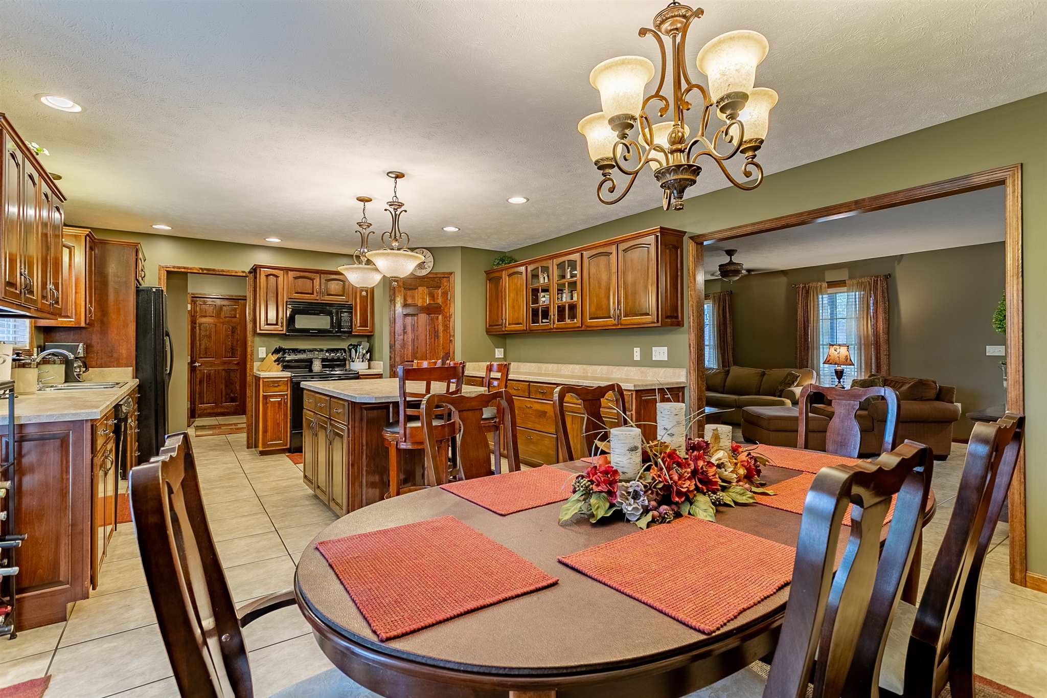 10770 Ridgeview Drive Evansville, IN 47712 - Photo 9 of 35 Gallery Image 9