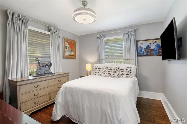 $575,000 | 1016 Forest Avenue, Kirkwood, MO 63122