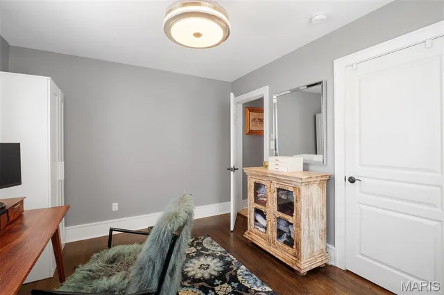 $575,000 | 1016 Forest Avenue, Kirkwood, MO 63122