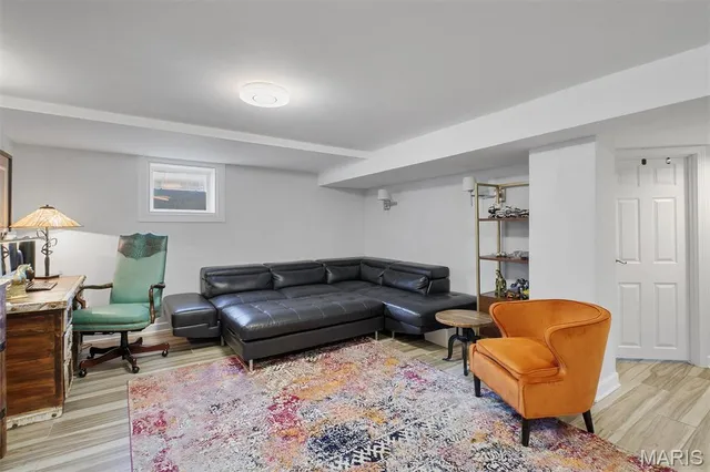 $575,000 | 1016 Forest Avenue, Kirkwood, MO 63122