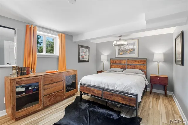 $575,000 | 1016 Forest Avenue, Kirkwood, MO 63122