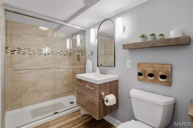 $575,000 | 1016 Forest Avenue, Kirkwood, MO 63122