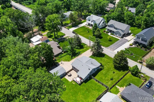 $575,000 | 1016 Forest Avenue, Kirkwood, MO 63122