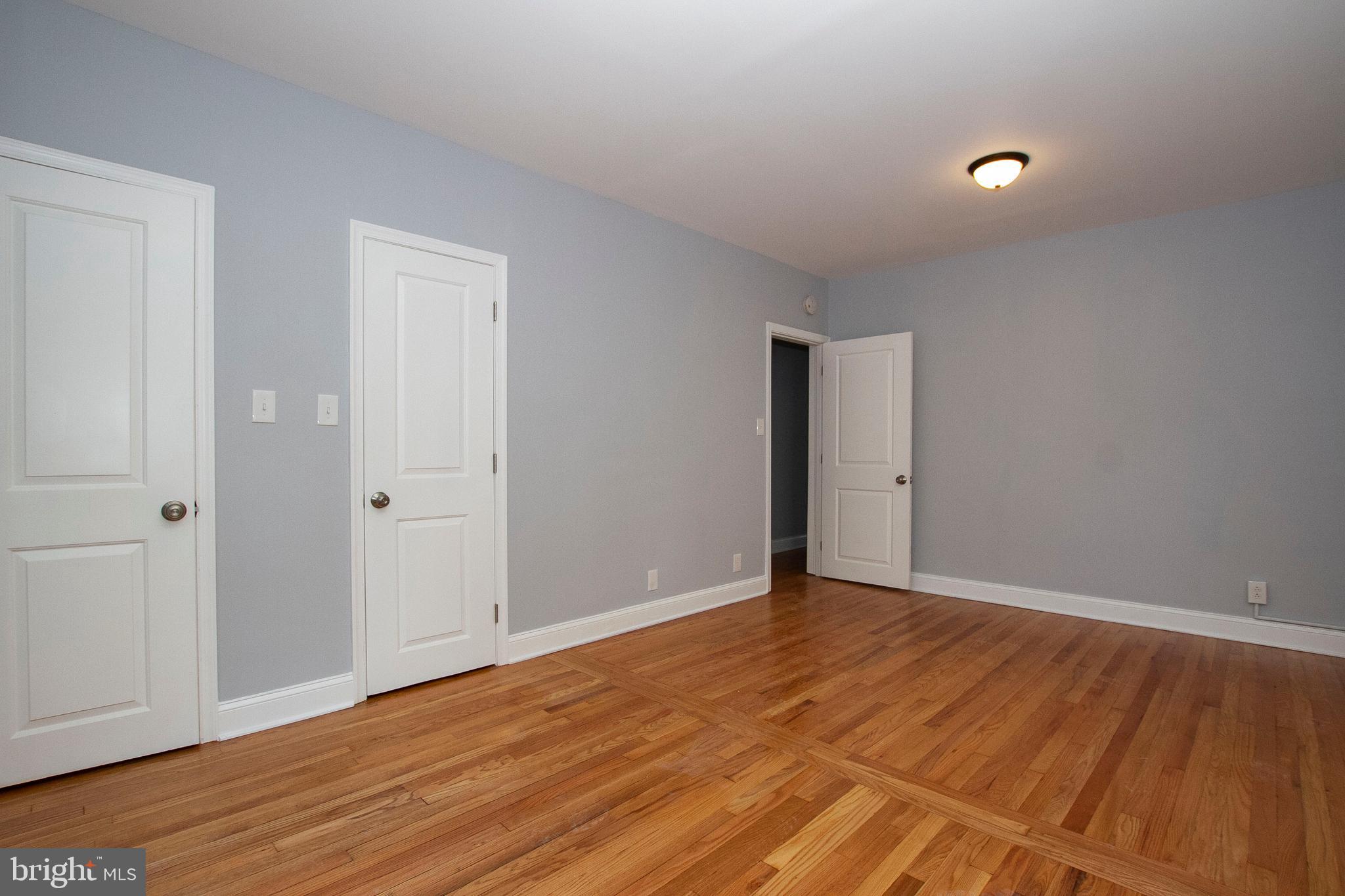 7044 Dunhill Road Baltimore, MD 21222 - Photo 16 of 36