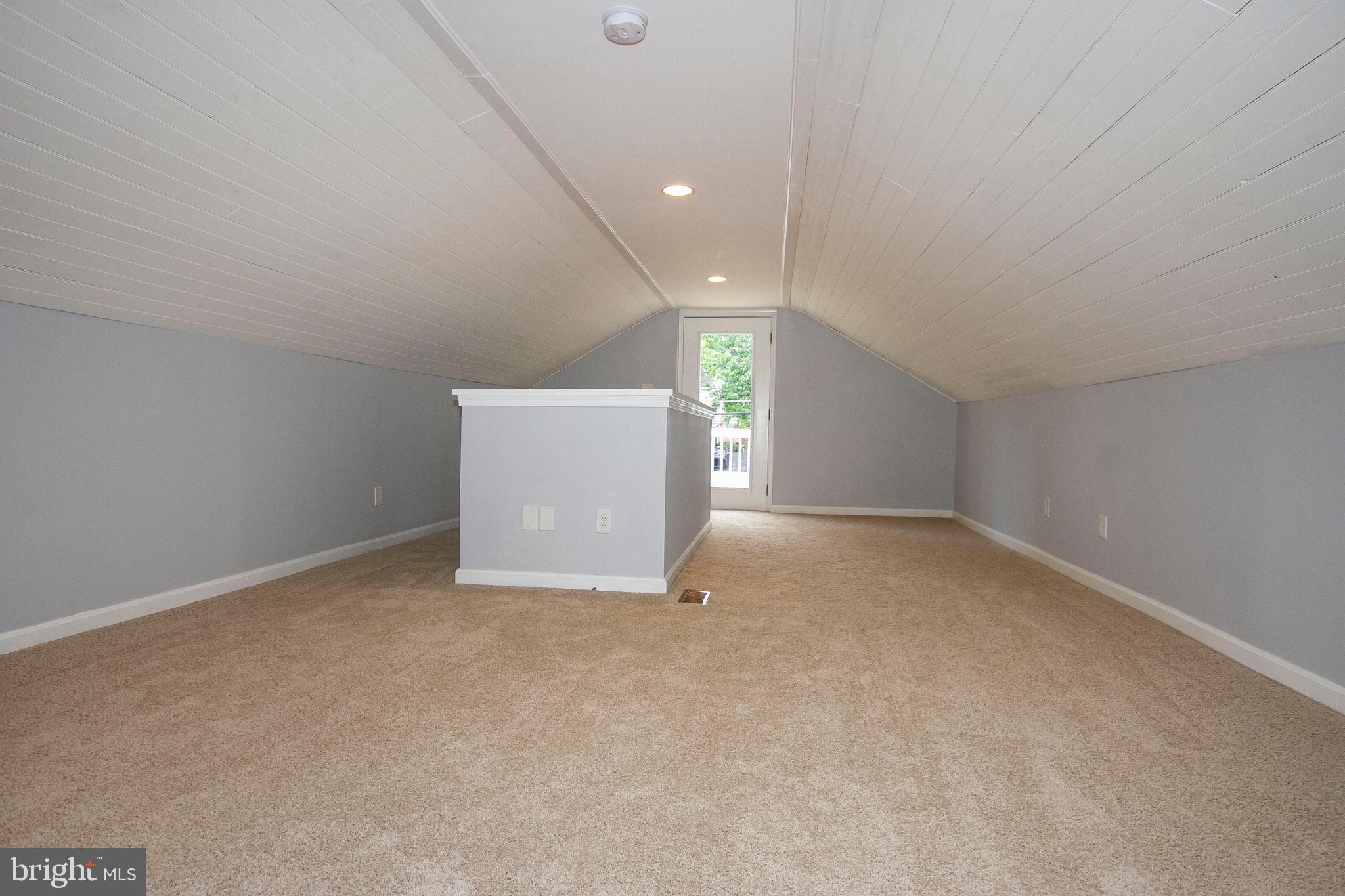 7044 Dunhill Road Baltimore, MD 21222 - Photo 24 of 36