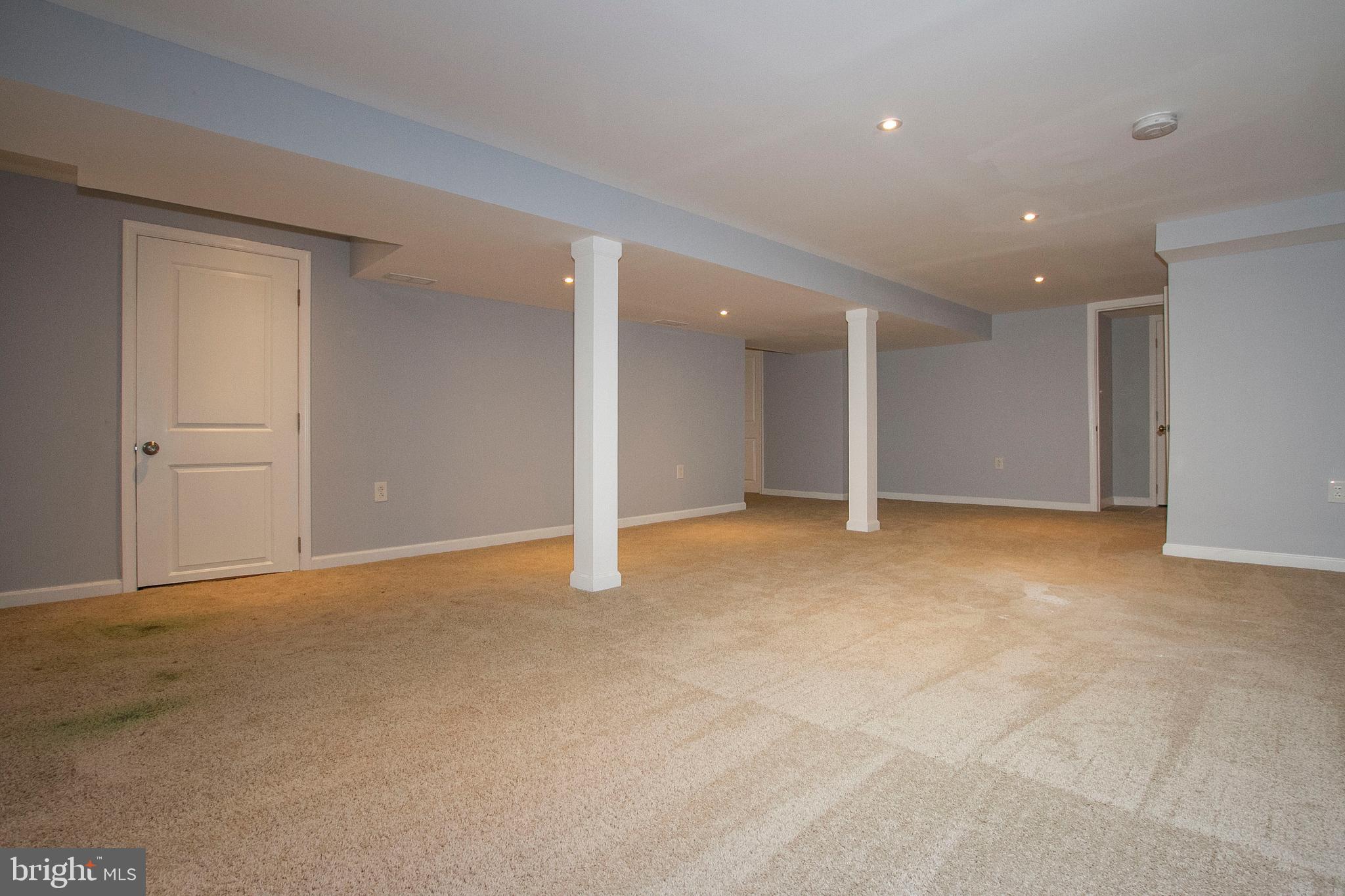 7044 Dunhill Road Baltimore, MD 21222 - Photo 28 of 36