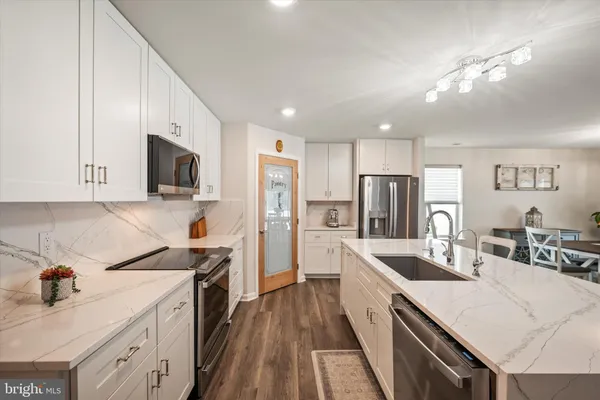 $494,900 | 109 Grasmere Street, Stephens City, VA 22655