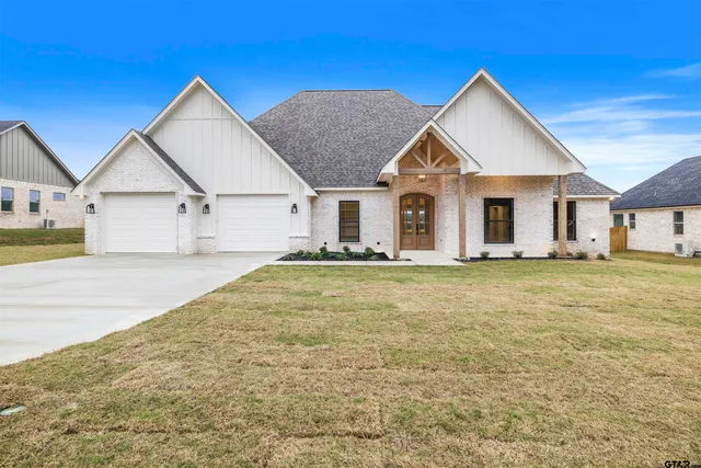 $469,000 | 15344 County Road 1100, Tyler, TX 75703