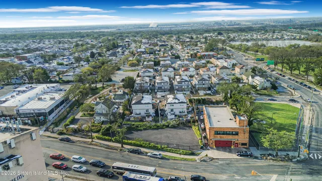 $475,000 | 1406 Richmond Avenue | Bulls Head