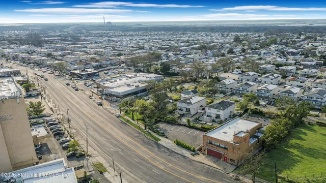 $475,000 | 1406 Richmond Avenue | Bulls Head