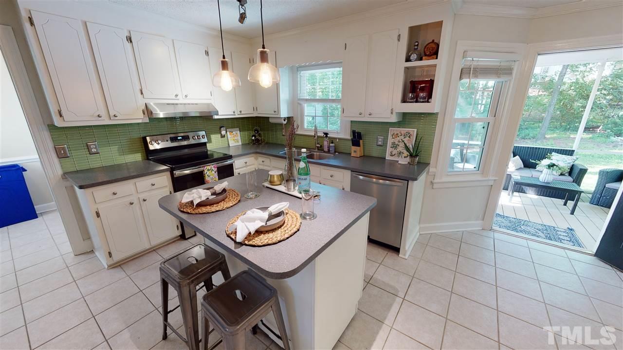2016 Bason Court Raleigh, NC 27609 - Photo 11 of 30 Gallery Image 11
