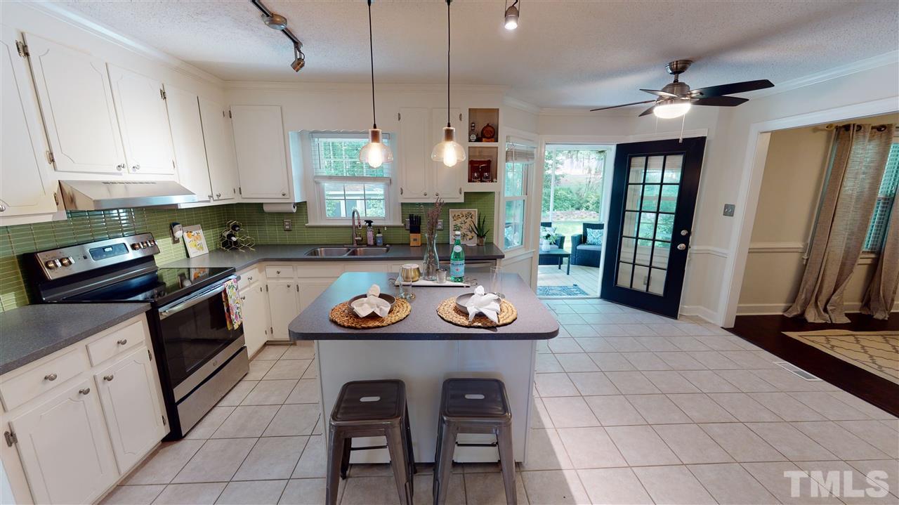 2016 Bason Court Raleigh, NC 27609 - Photo 13 of 30 Gallery Image 13