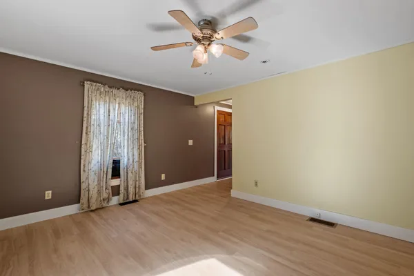 $391,500 | 5887 Vt Route 5, Newbury, VT 05051