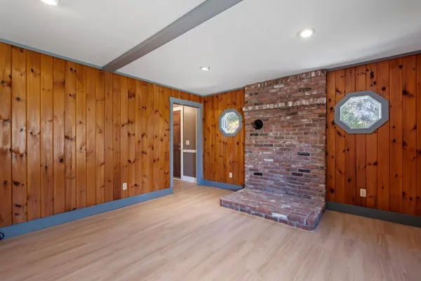 $391,500 | 5887 Vt Route 5, Newbury, VT 05051