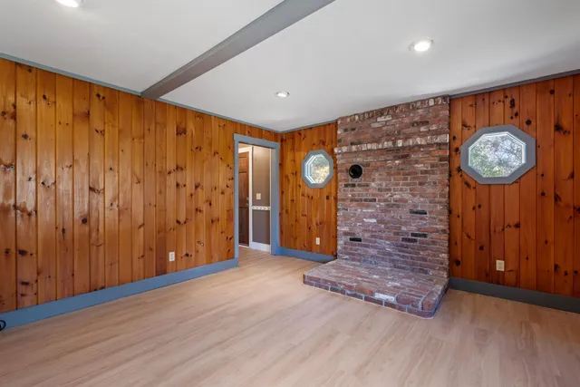 $399,000 | 5887 Vt Route 5, Newbury, VT 05051