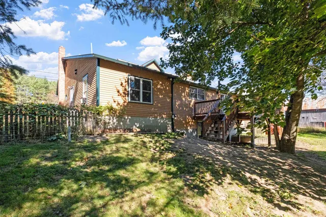 $399,000 | 5887 Vt Route 5, Newbury, VT 05051