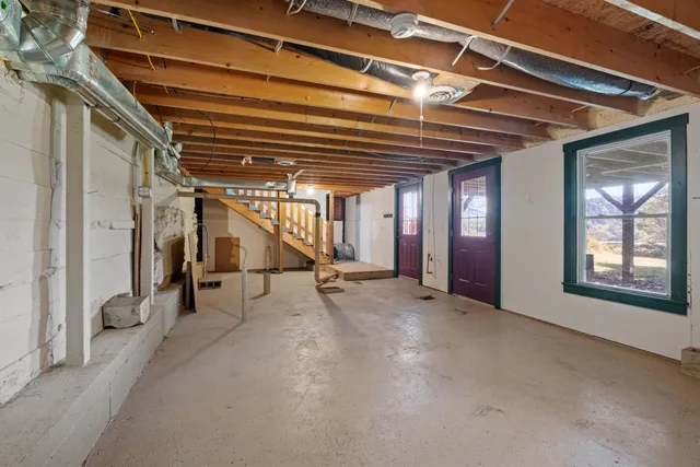 $399,000 | 5887 Vt Route 5, Newbury, VT 05051